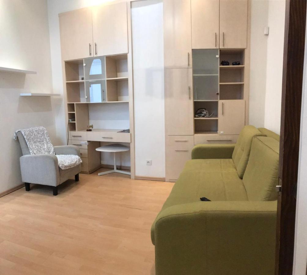Apartment Near Deribasovskaya Odessa Exteriör bild